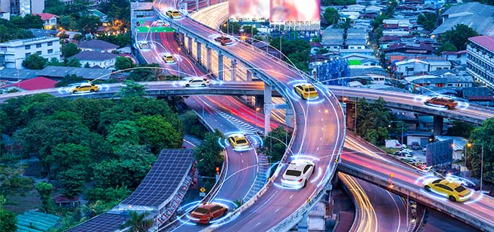 Carreteras inteligentes | Conduciendo hacia el futuro